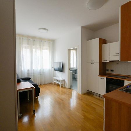 Tuliphouse Da Davide Apartment Болоня Екстериор снимка