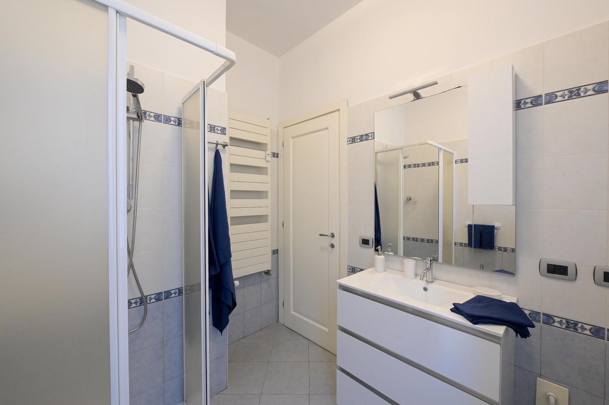 Tuliphouse Da Davide Apartment Болоня Екстериор снимка